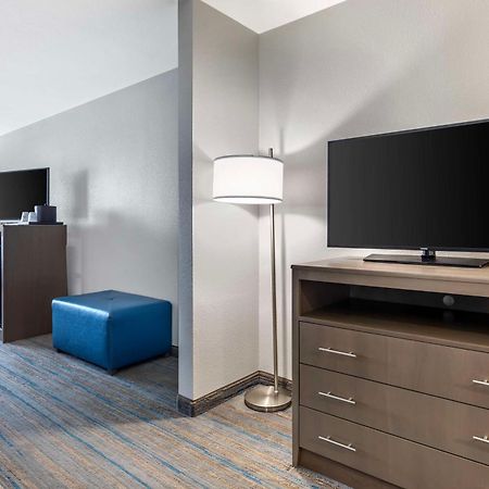Best Western Plus Stephenville Inn Ngoại thất bức ảnh